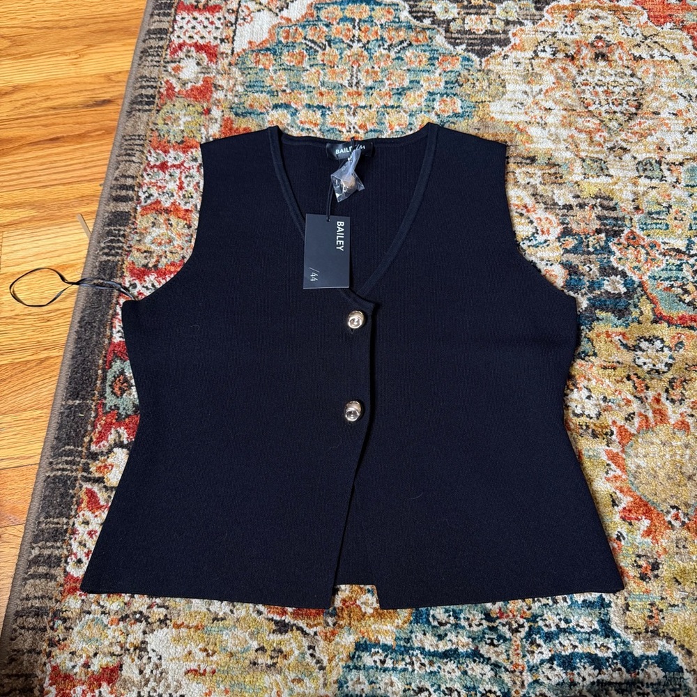 Bailey 44 vest top